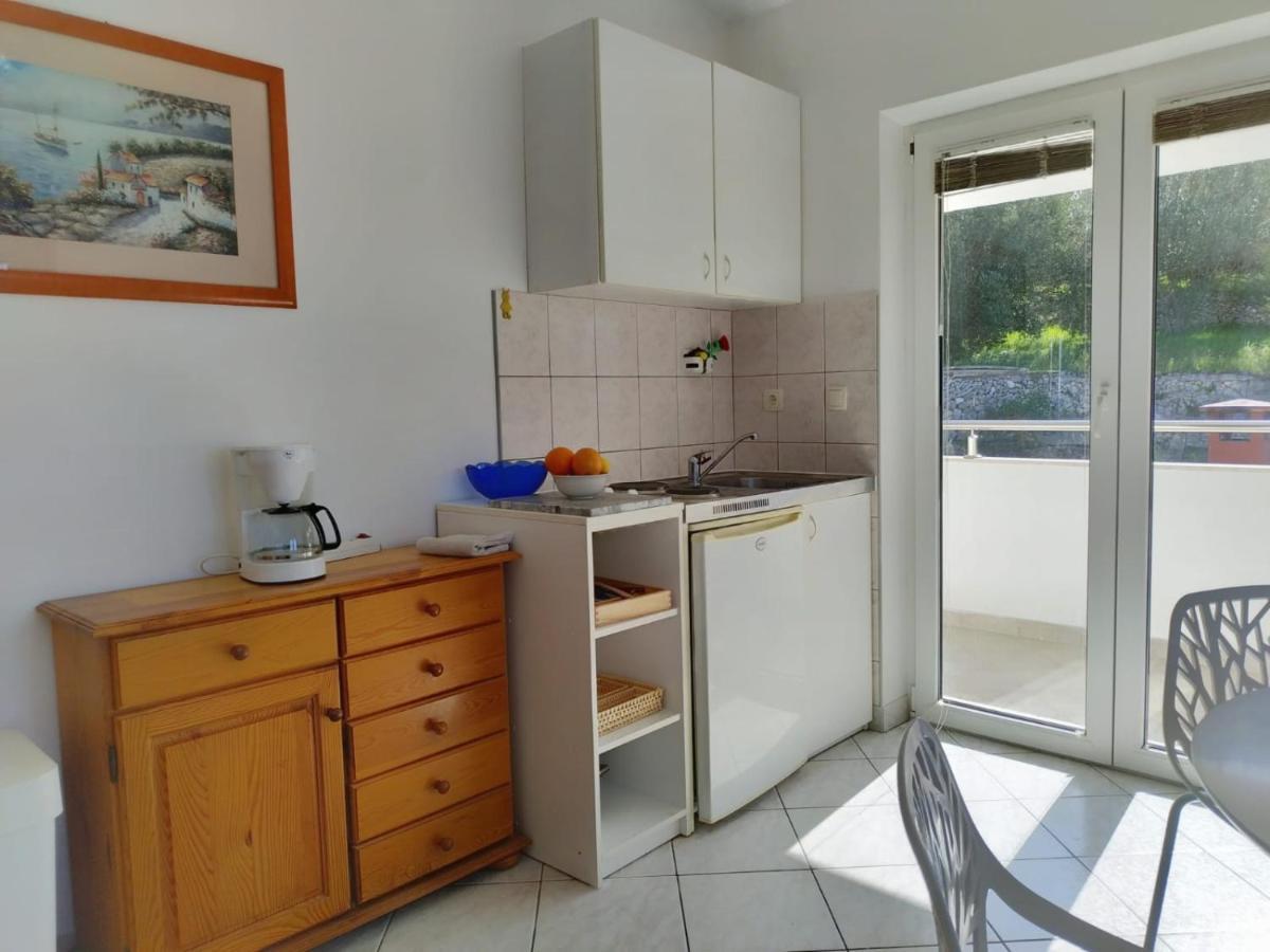 Apartments With A Parking Space Sumpetar, Omis - 11798 Jesenice  Bagian luar foto